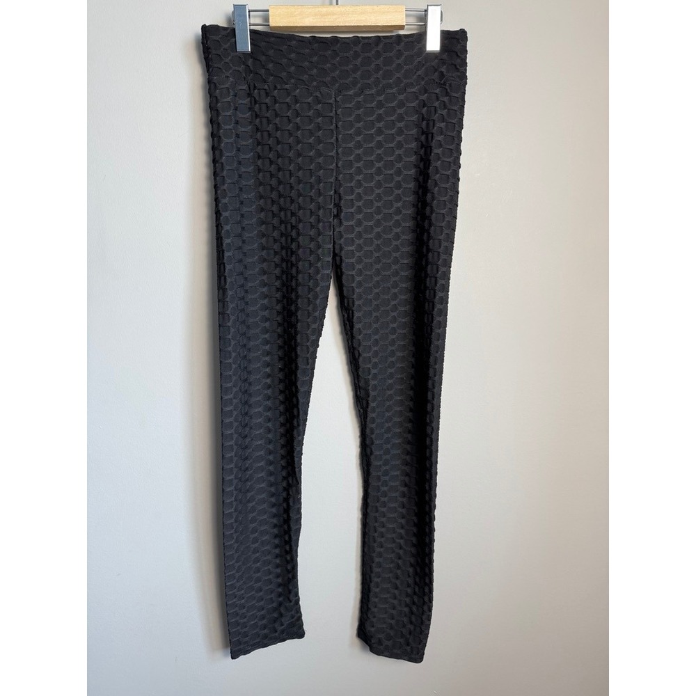 Guilty Textured Bubble Leggings Scrunch Butt Black Athletic Yoga Pants Gymwear L